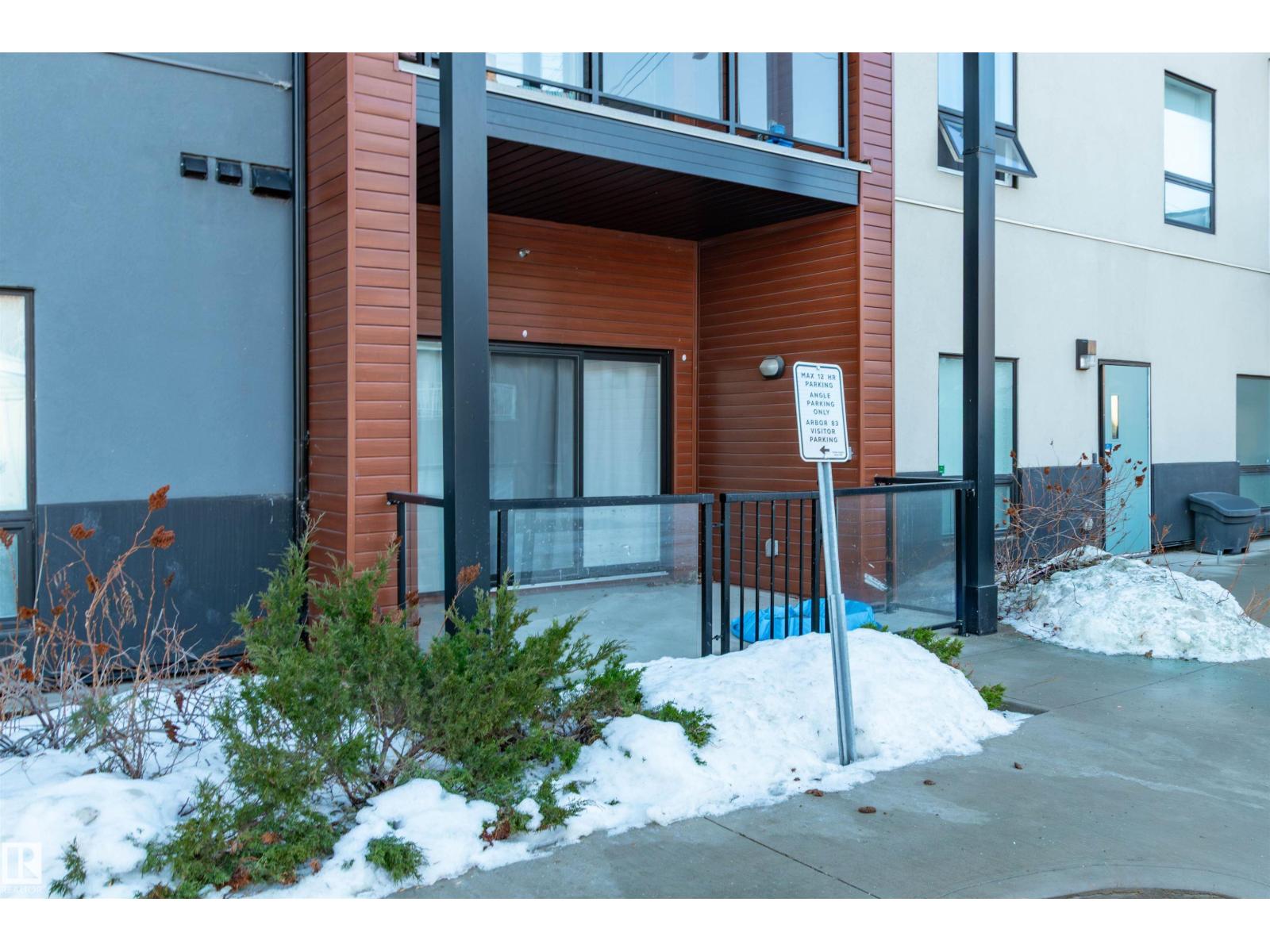 #105 10006 83 AV NW - 19