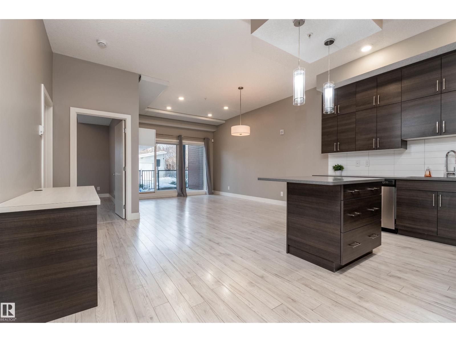 #105 10006 83 AV NW - Image 3