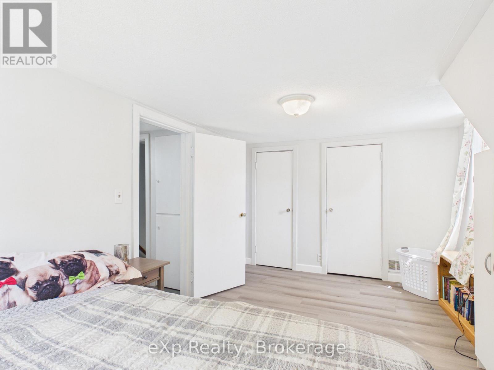 419 COLBORNE STREET - 16