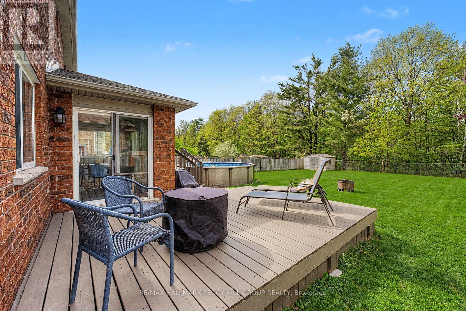 26 KENWELL CRESCENT - 19