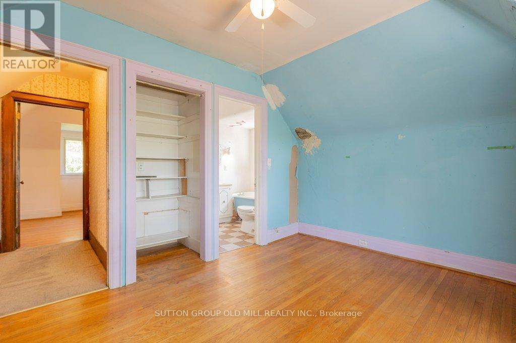 19 BIGGAR AVENUE - 27