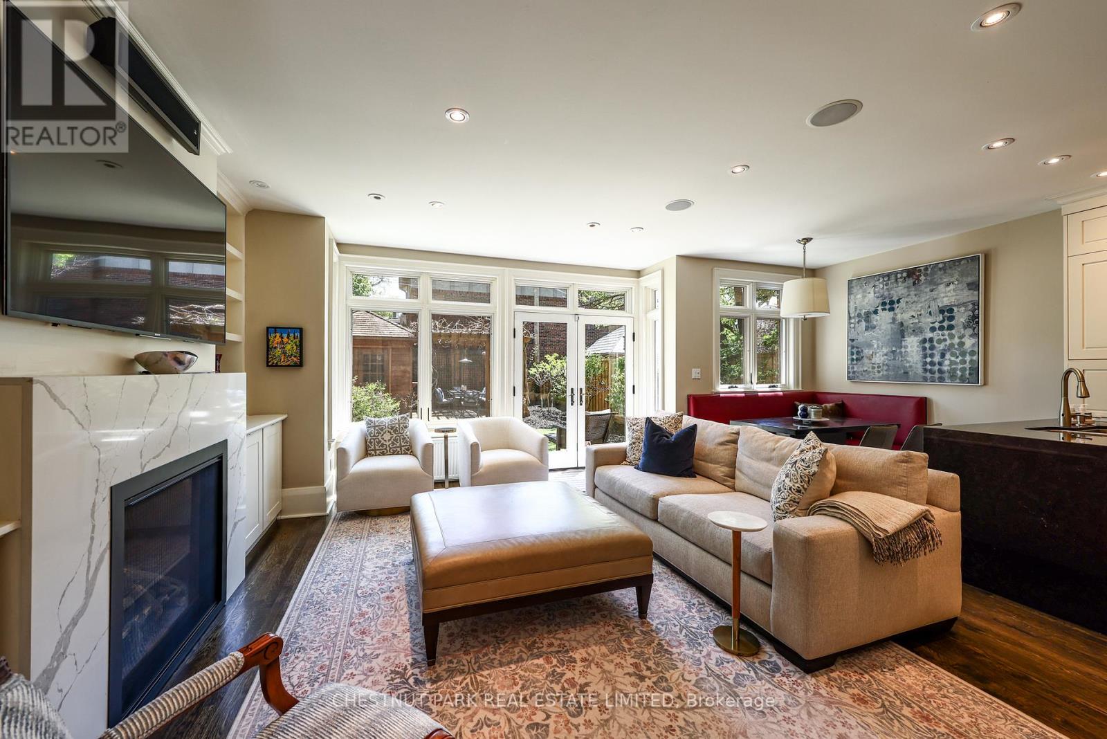 111 GLENVIEW AVENUE - 13