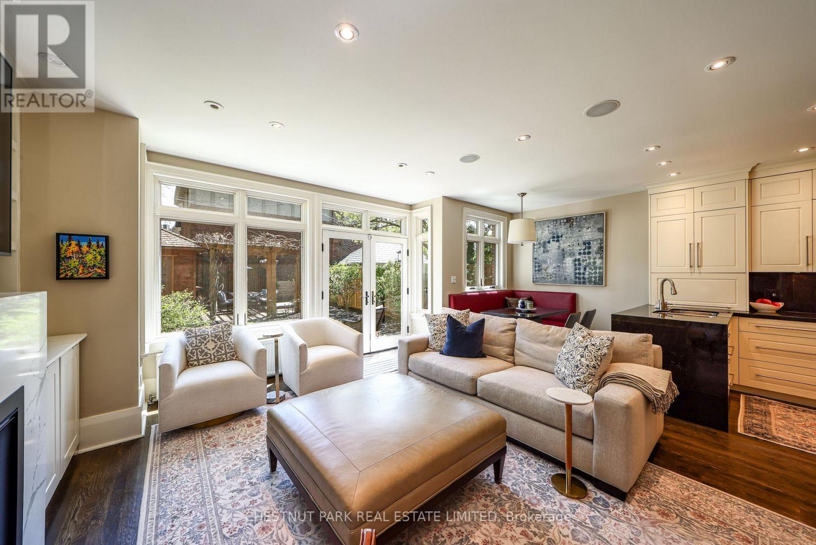 111 GLENVIEW AVENUE - 15