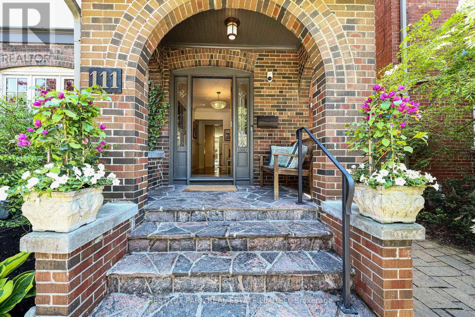 111 GLENVIEW AVENUE - Image 3