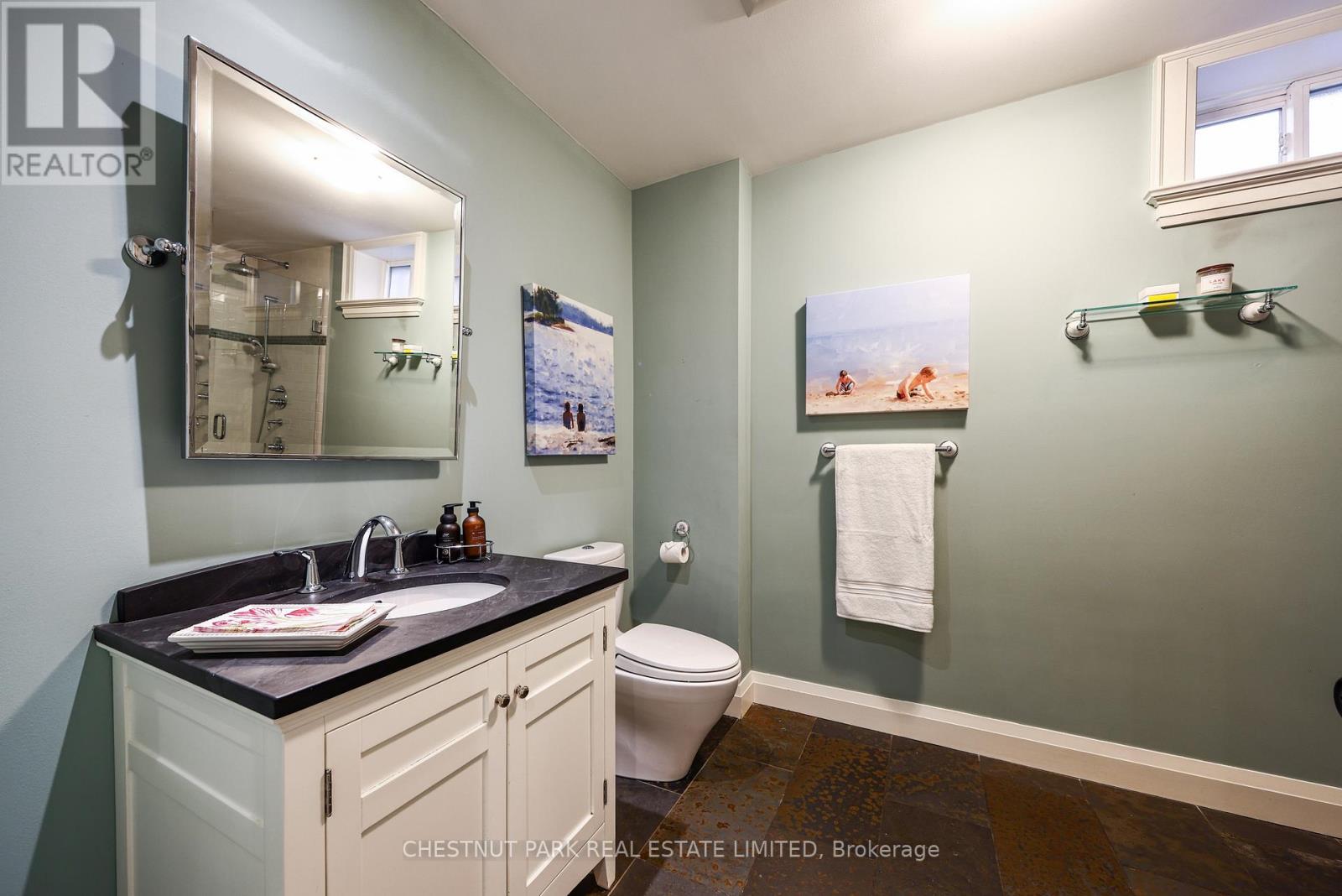 111 GLENVIEW AVENUE - 43