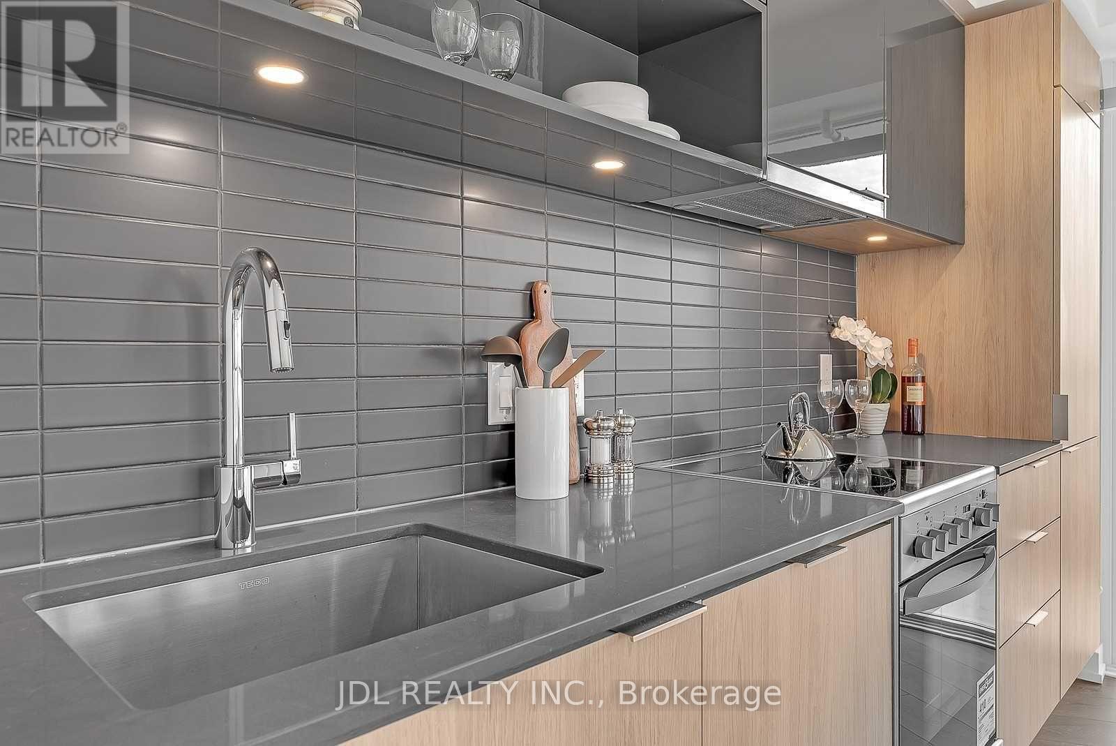 #1308 159 WELLESLEY STREET E - 8