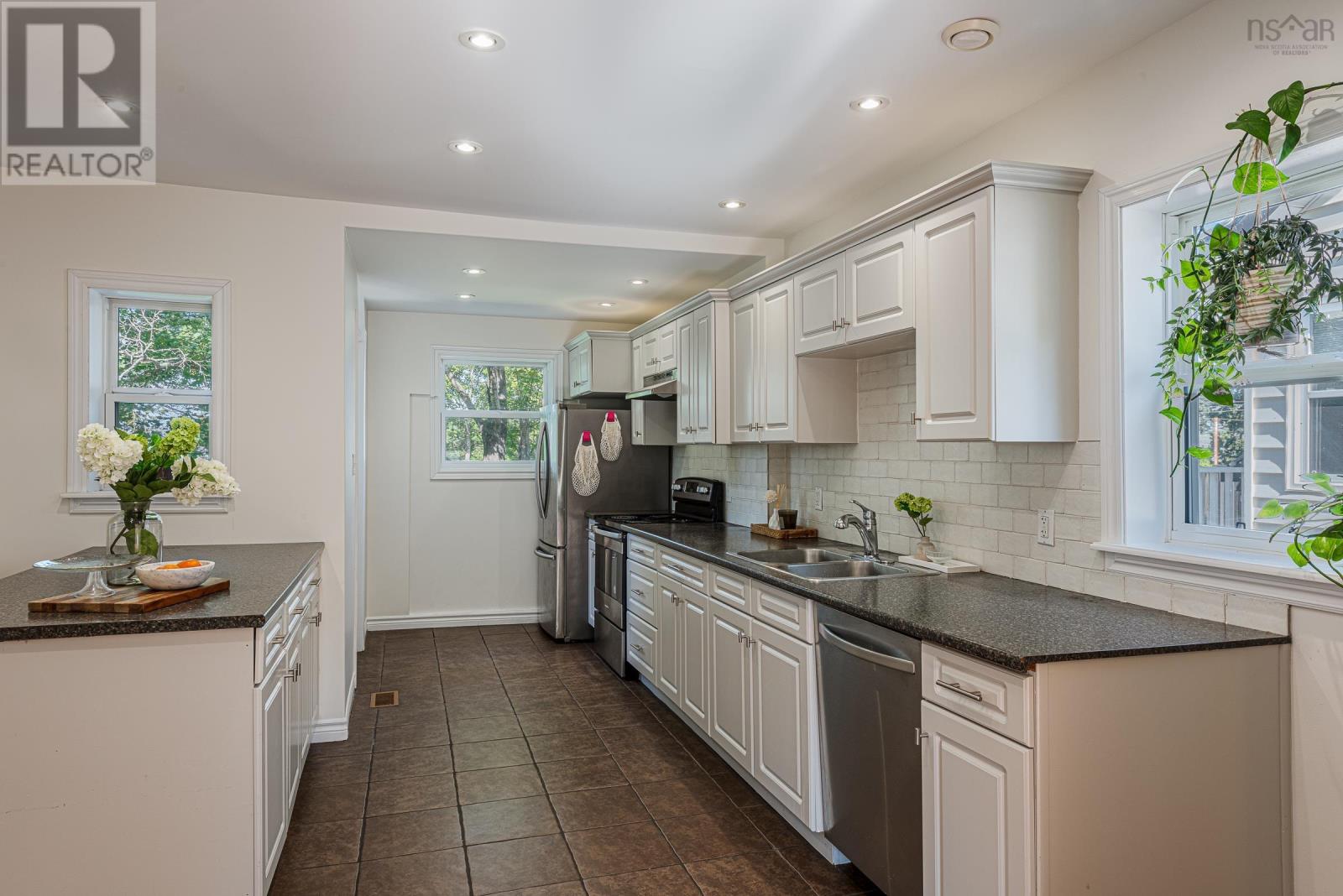 3631 Acadia Street - 14