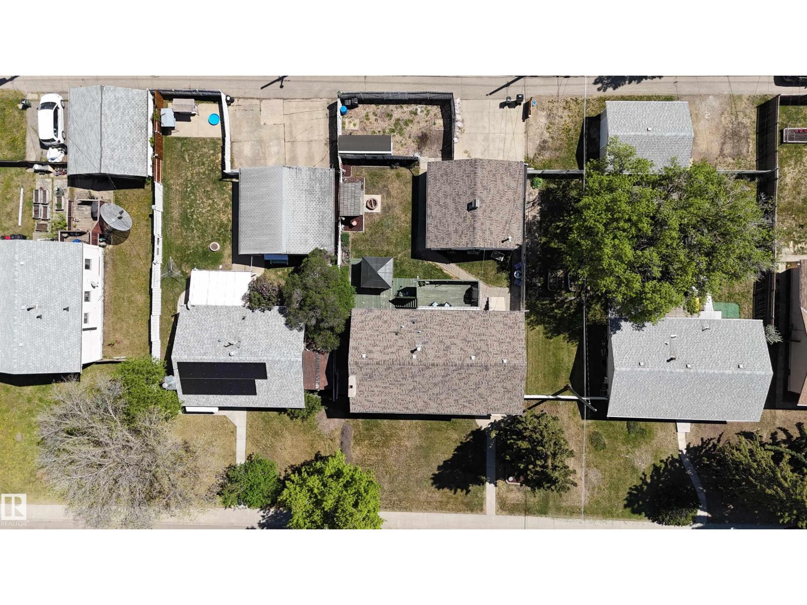 13315 136 ST NW - 53
