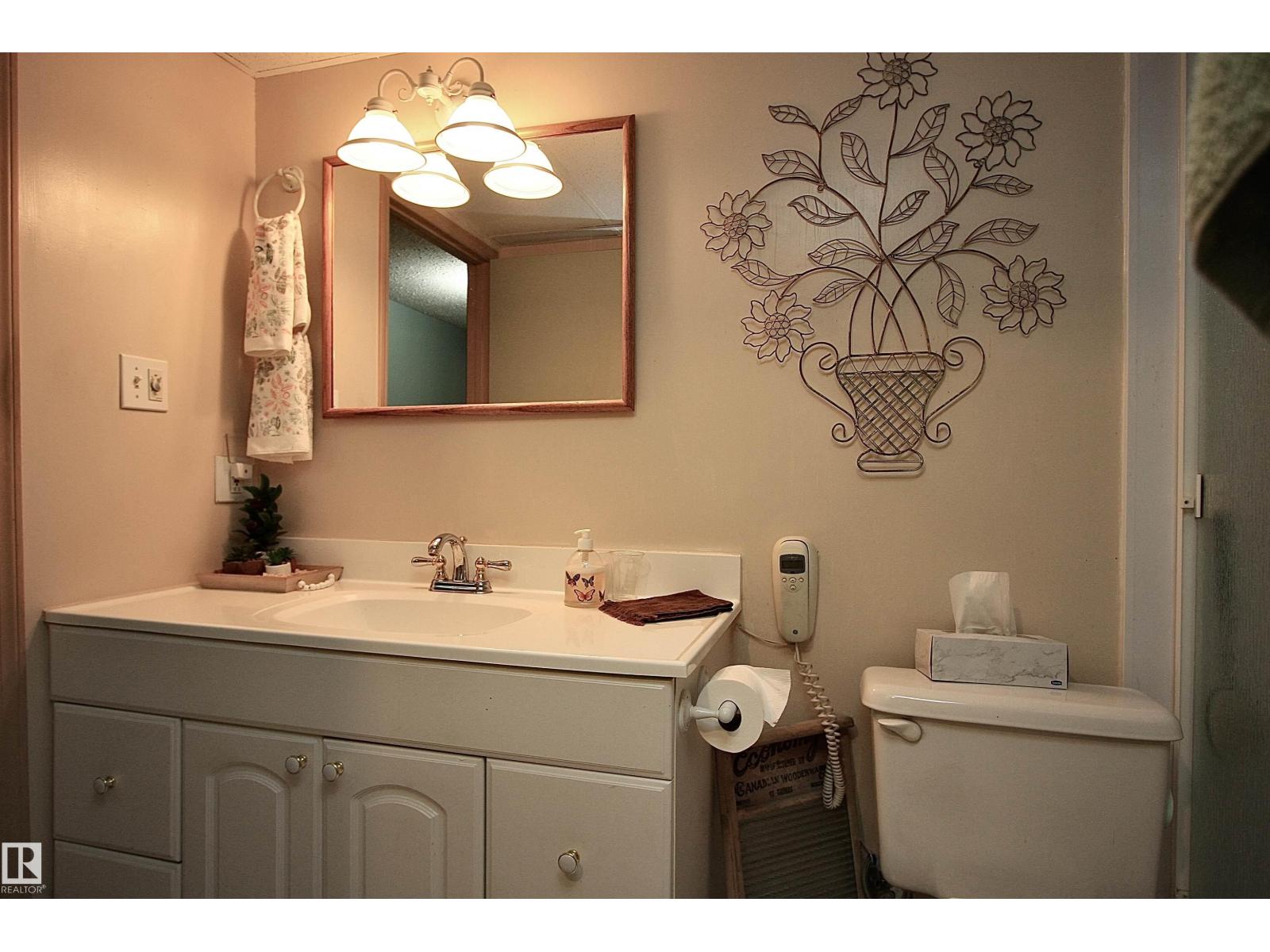 13315 136 ST NW - 38