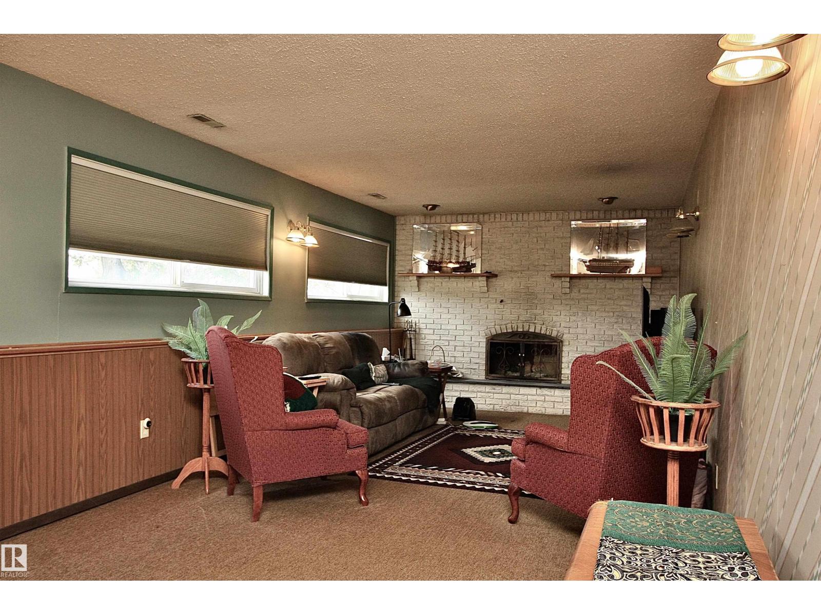 13315 136 ST NW - 30