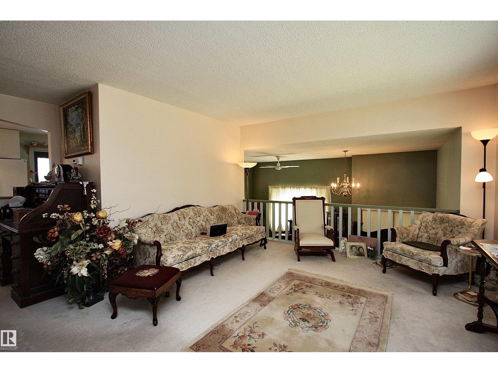 13315 136 ST NW - 17