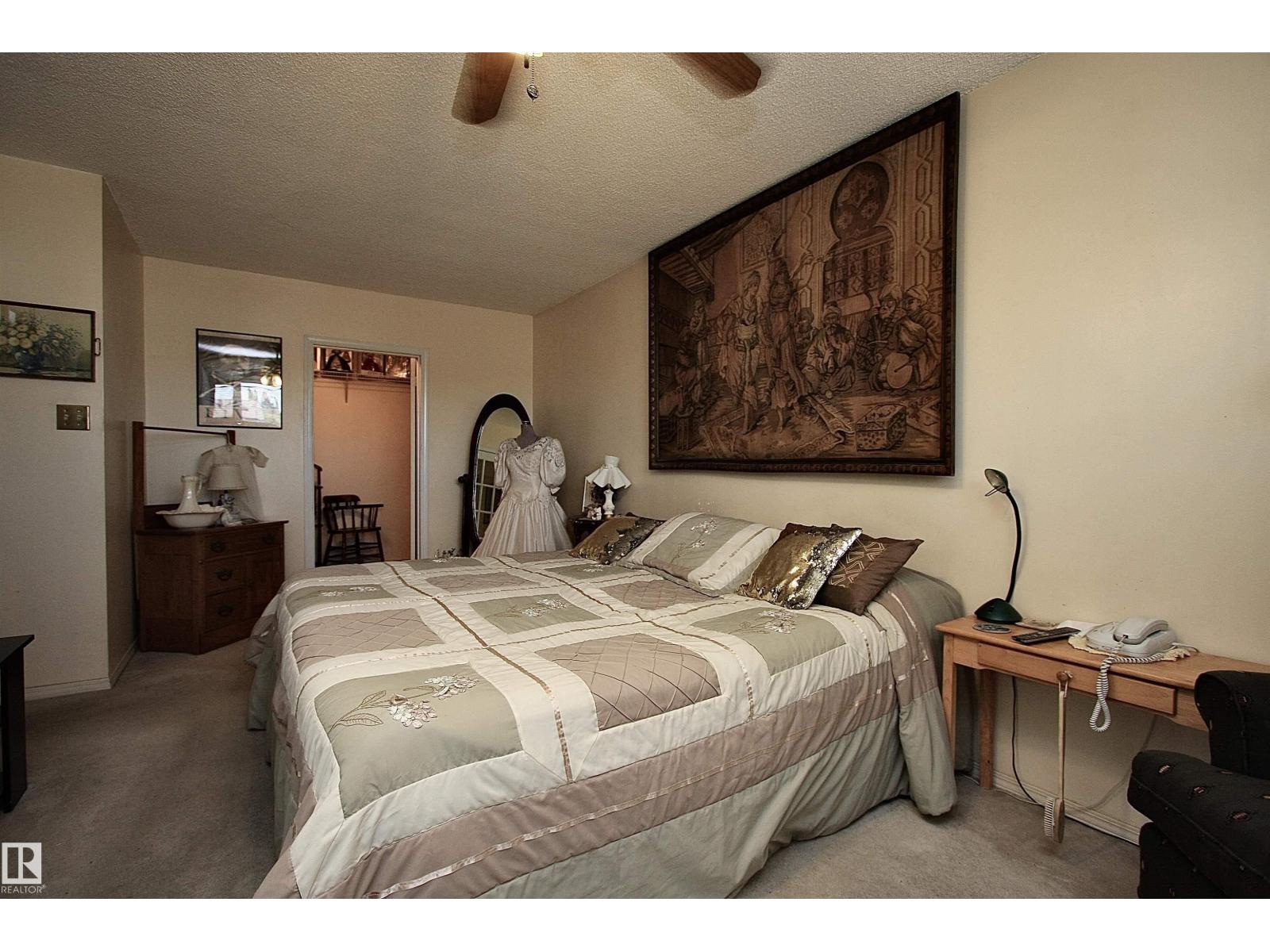 13315 136 ST NW - 24