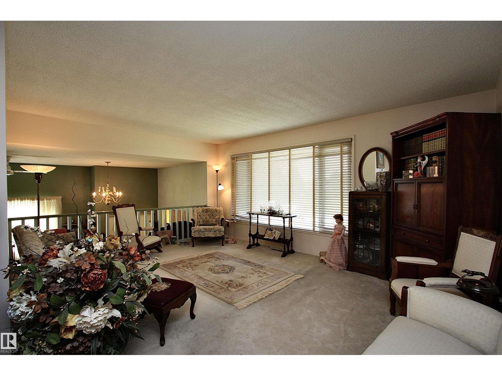13315 136 ST NW - 16