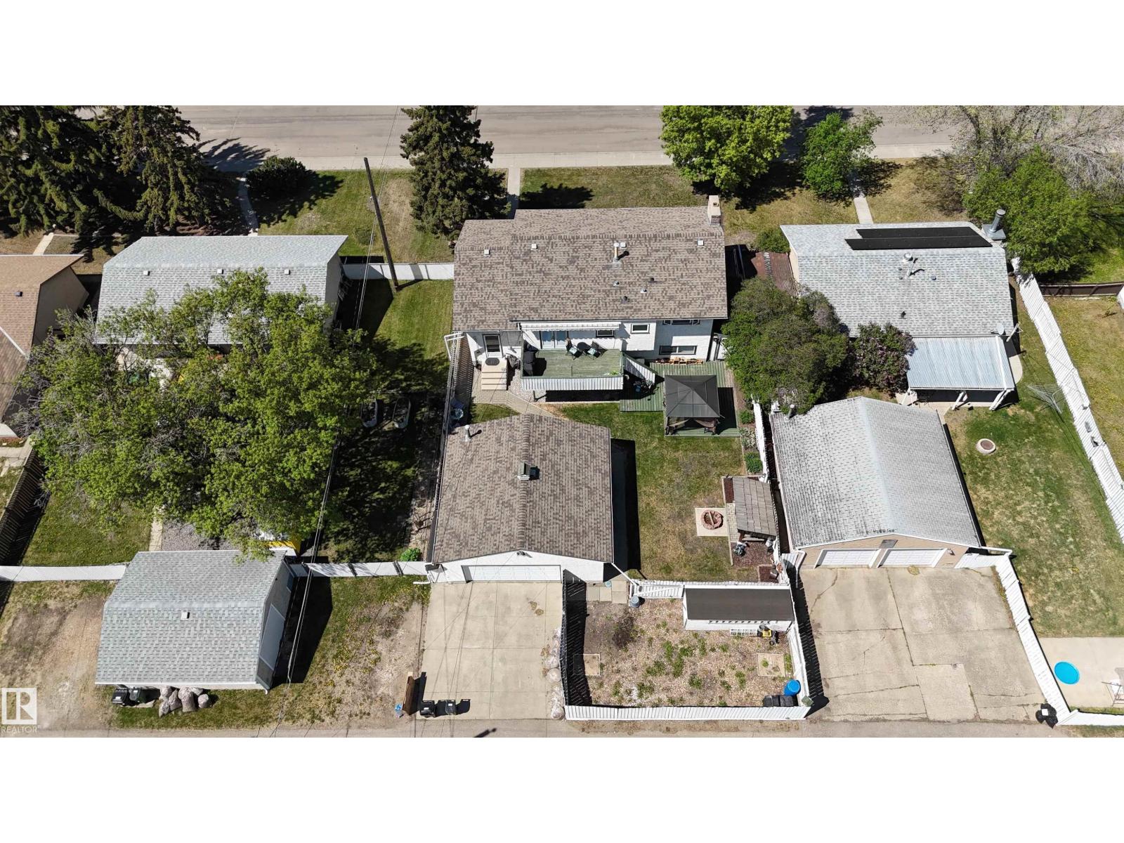 13315 136 ST NW - 56