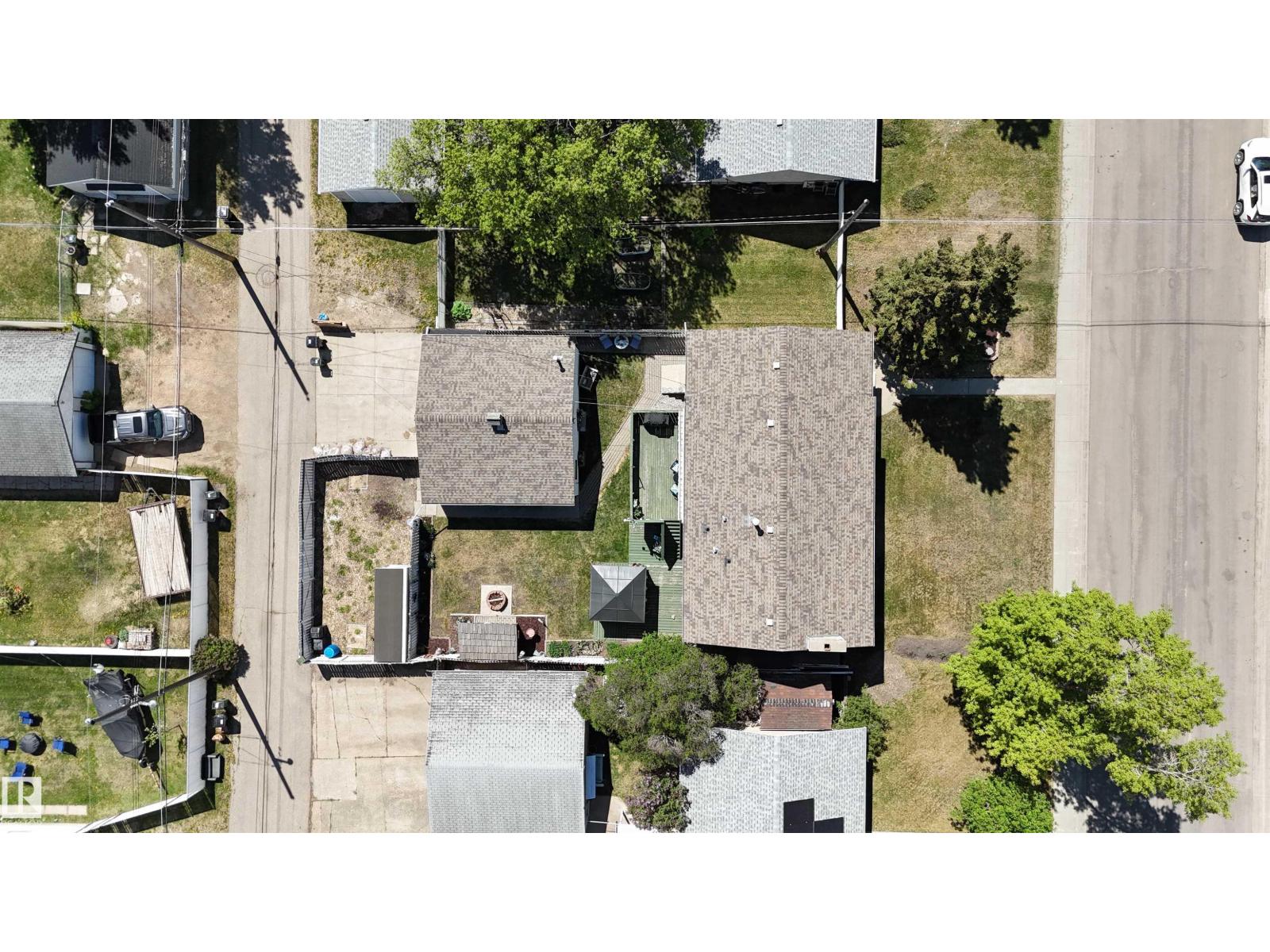 13315 136 ST NW - 55