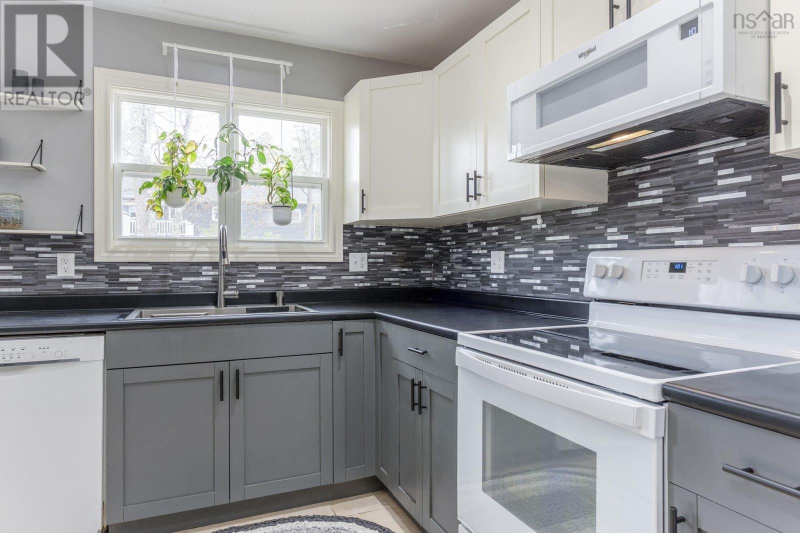 874 Dalmation Drive - 21