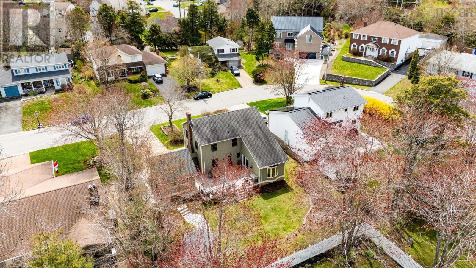 6 Castleton Crescent - 48