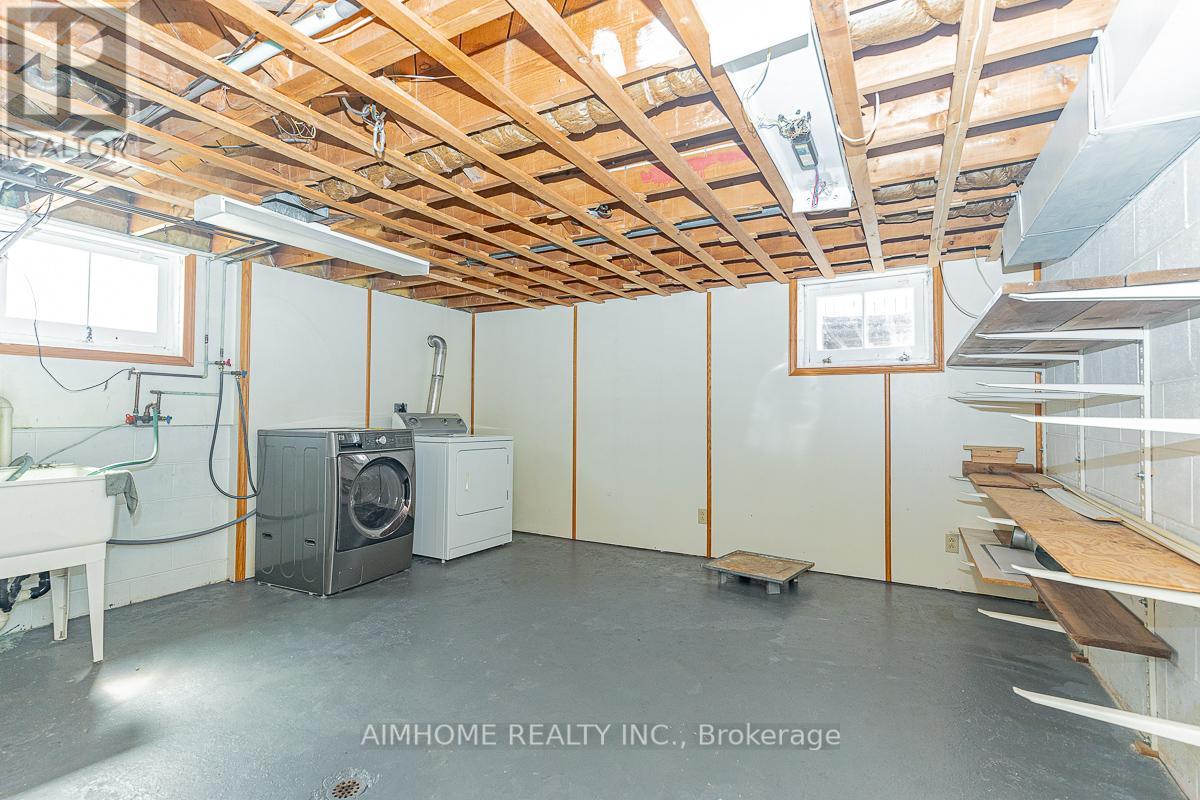 12 CANHAM CRESCENT - 20