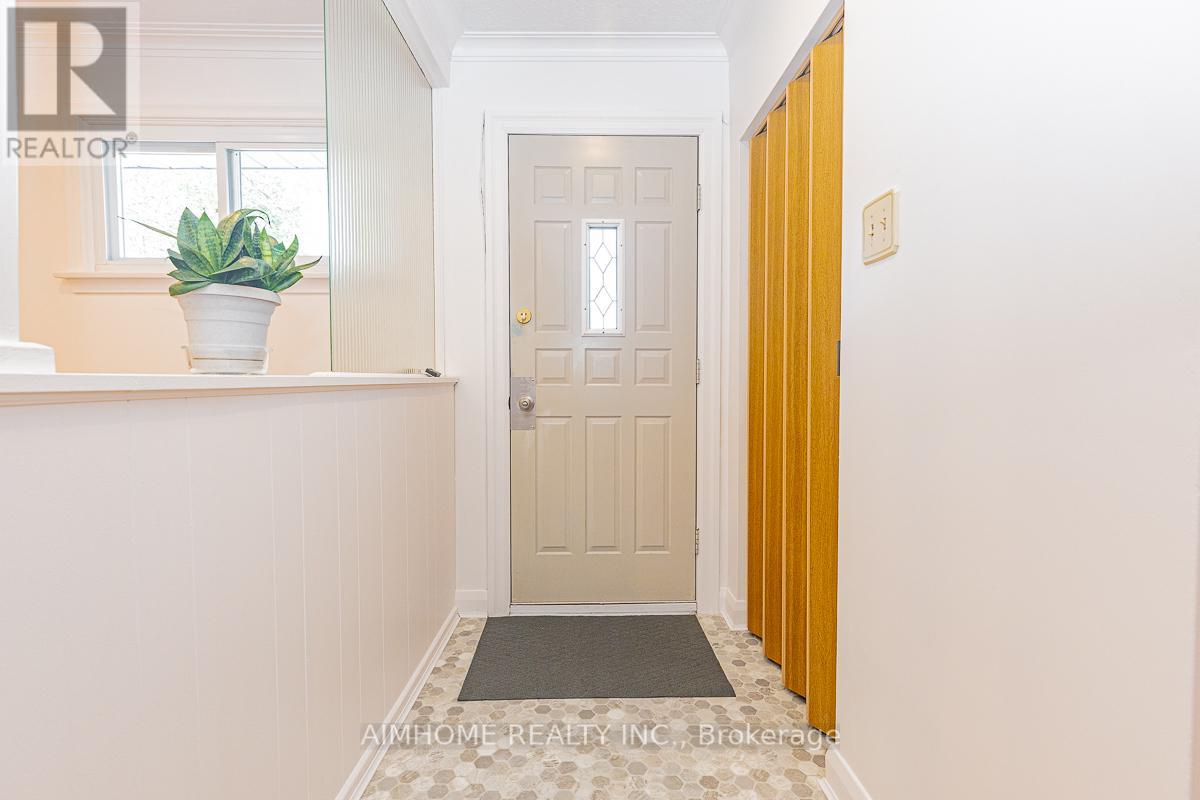 12 CANHAM CRESCENT - Image 3