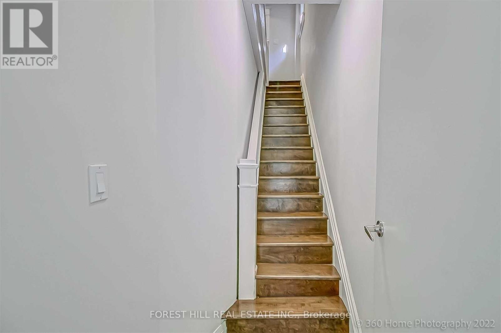 373 WOODBINE AVENUE - 5