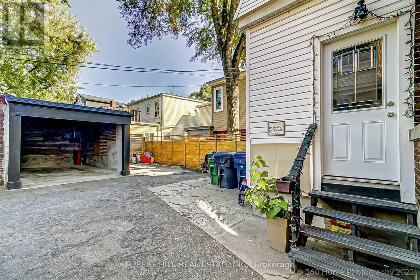 373 WOODBINE AVENUE - 27