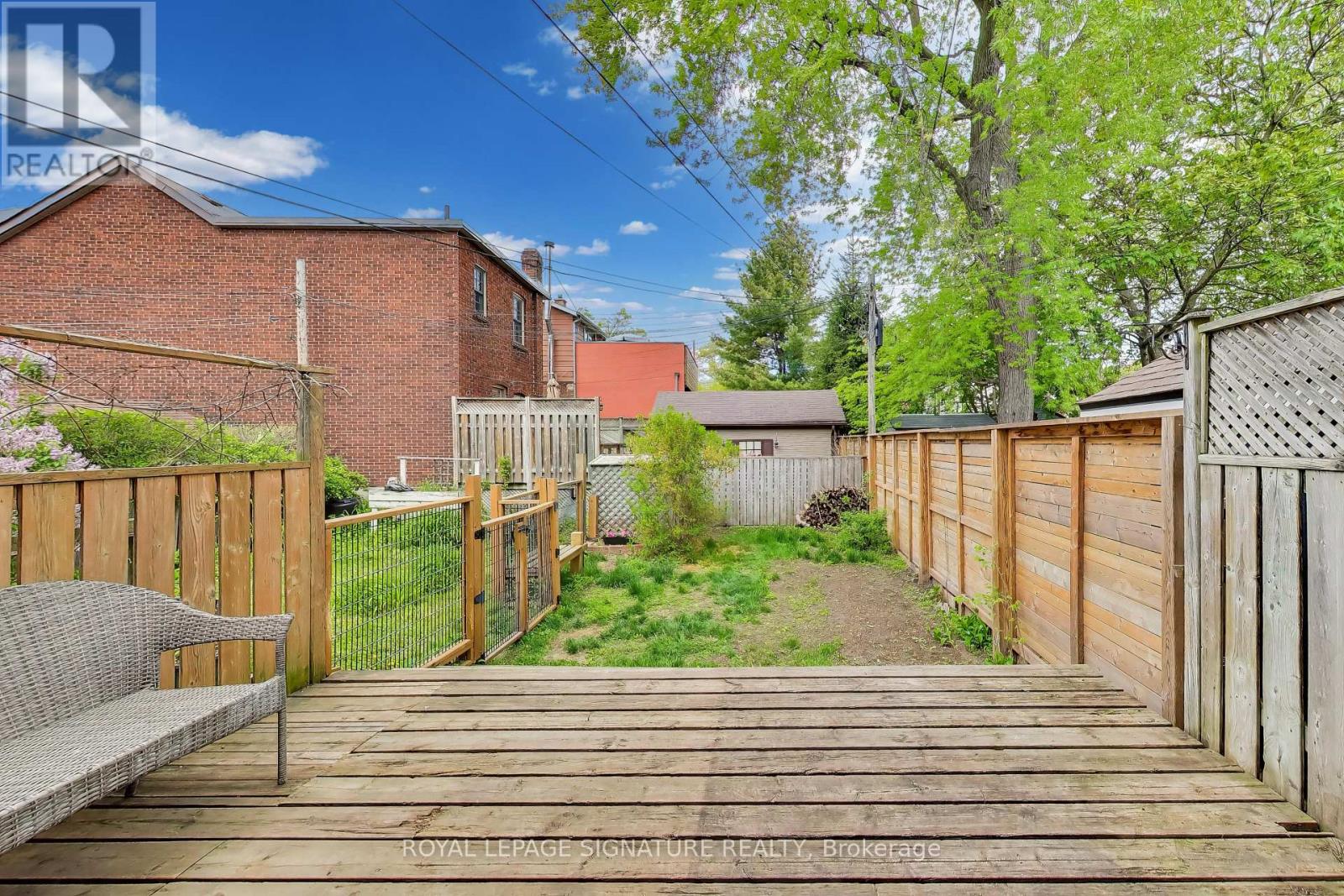 2102 GERRARD STREET E - 22