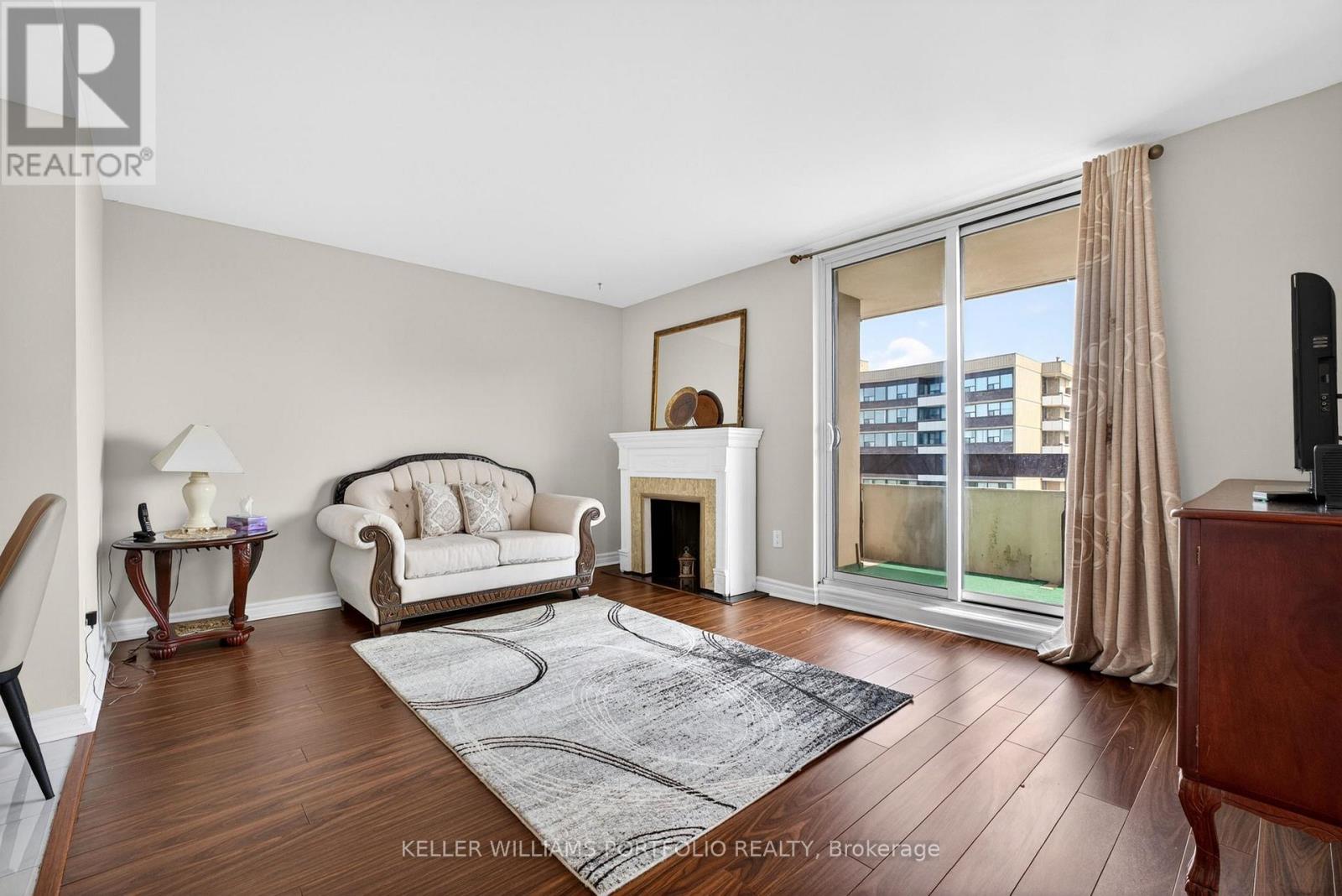 #1807 55 HUNTINGDALE BOULEVARD - 16