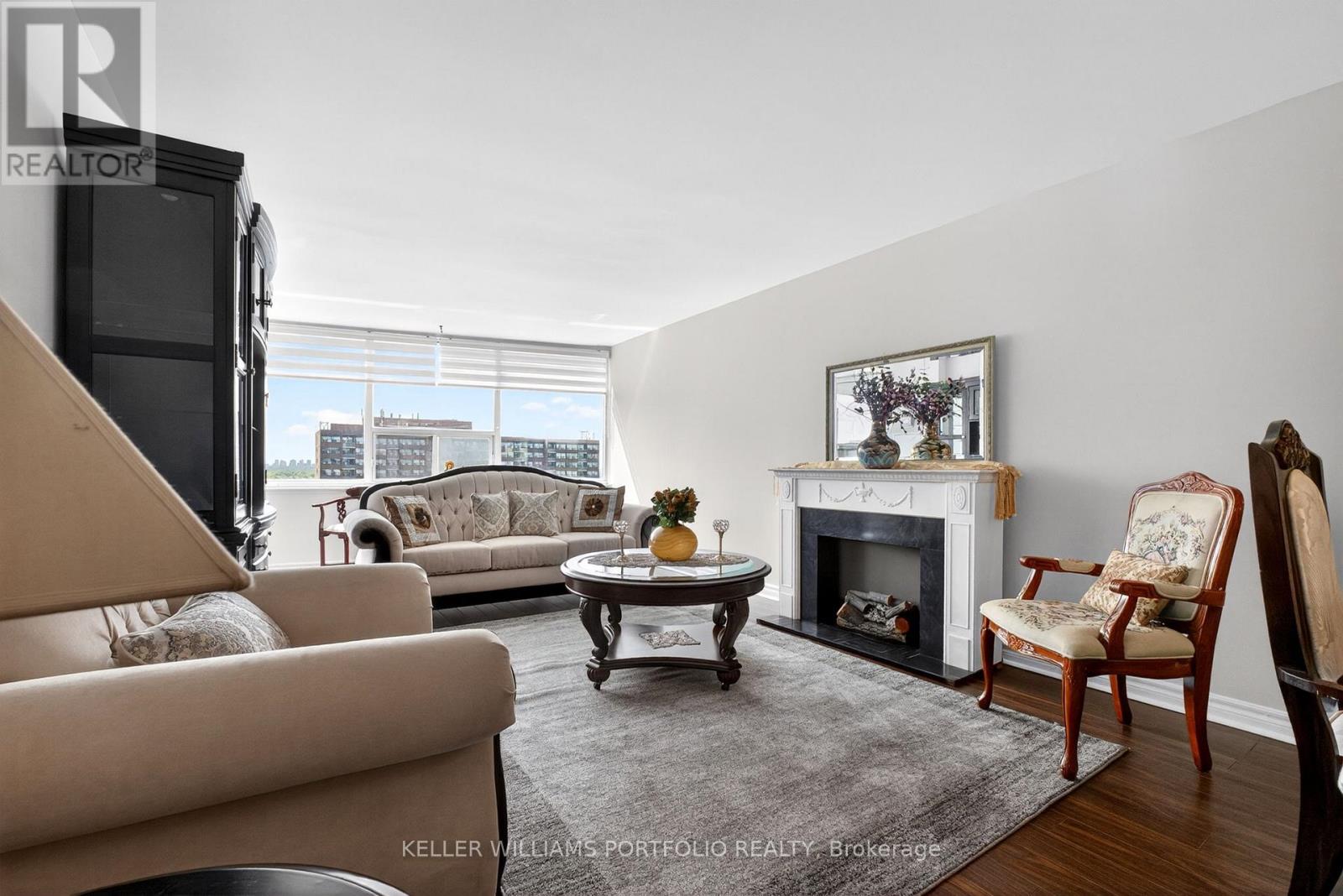 #1807 55 HUNTINGDALE BOULEVARD - Image 3