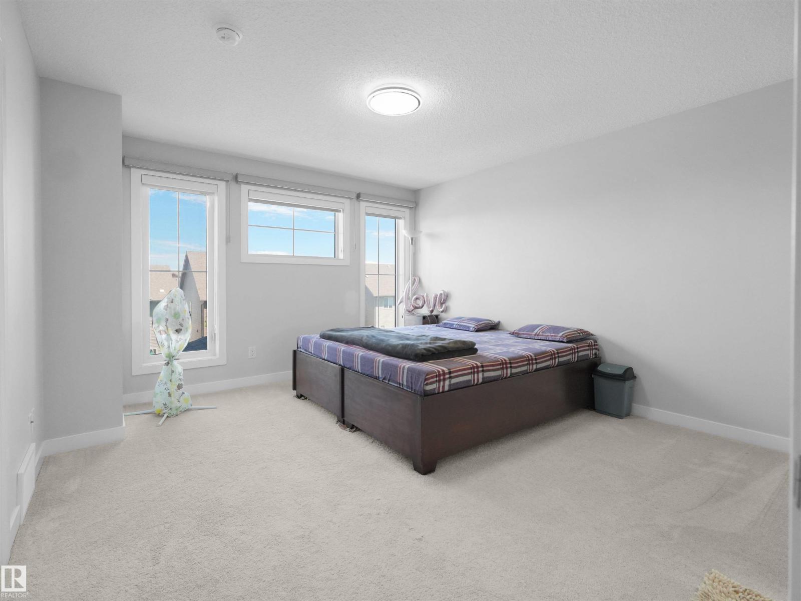 #39 1051 GRAYDON HILL BV SW - 30