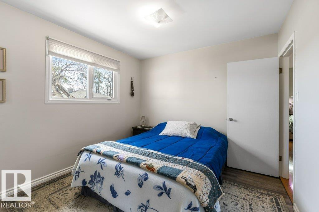 23 MAPLE DR - 19