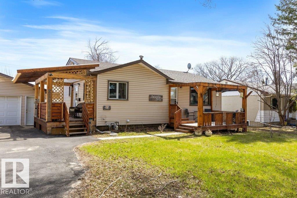 23 MAPLE DR - Image 2