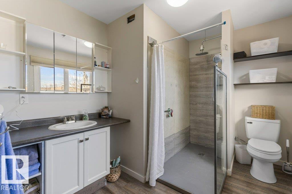 23 MAPLE DR - 21