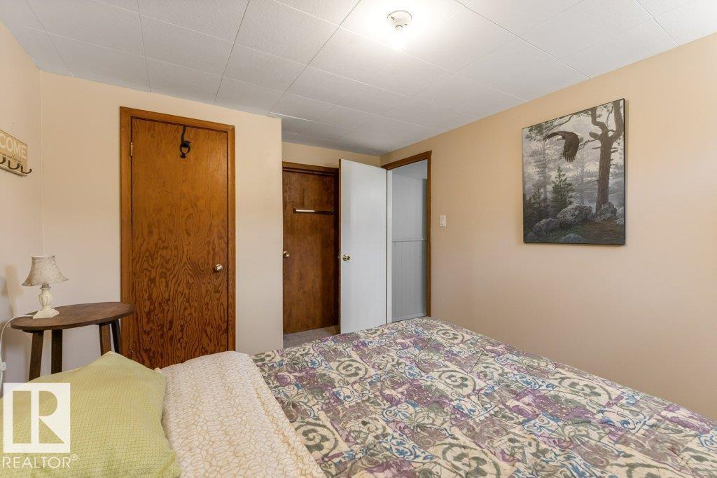 23 MAPLE DR - 29