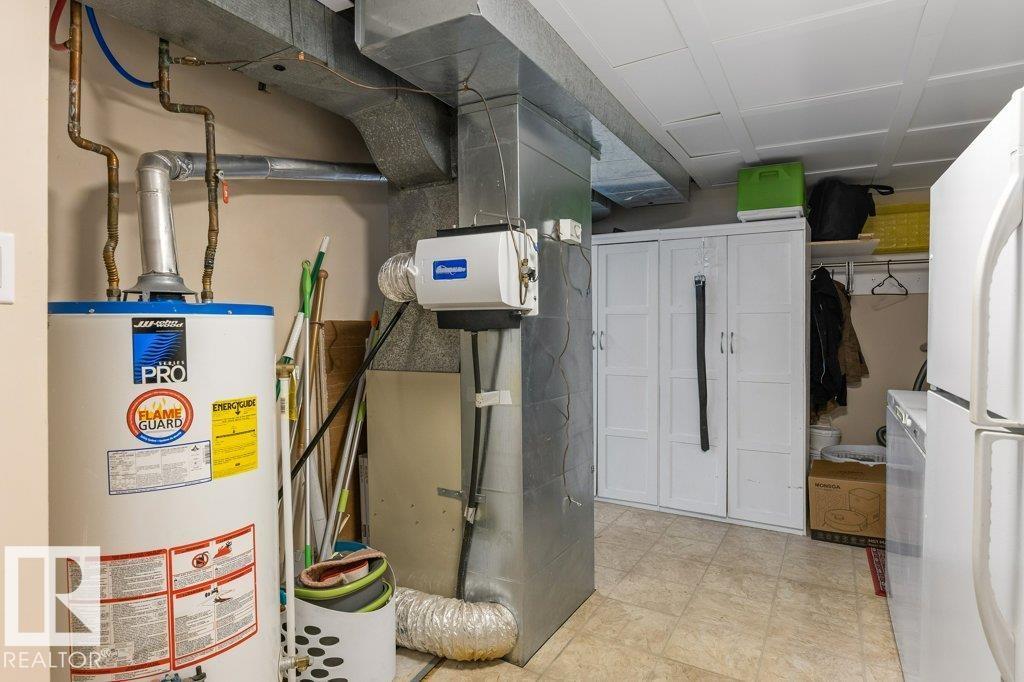 23 MAPLE DR - 34