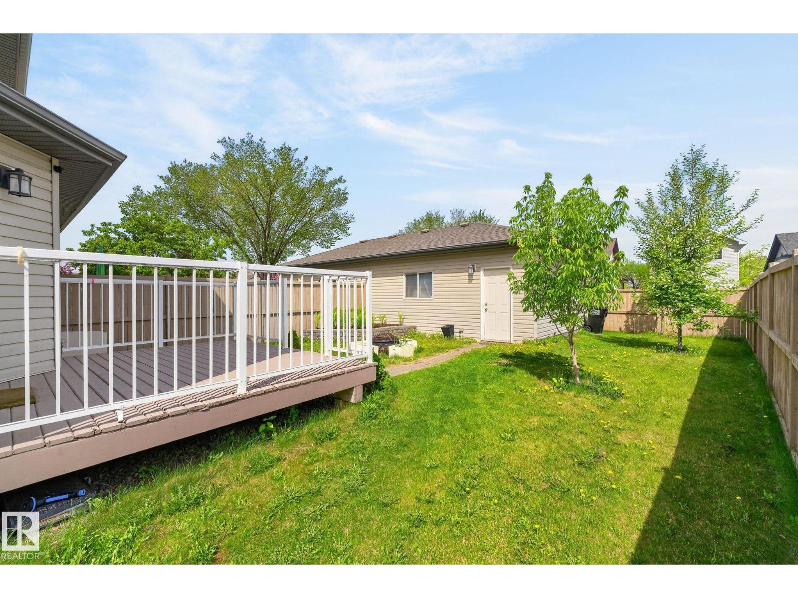 21244 90 AV NW - 29