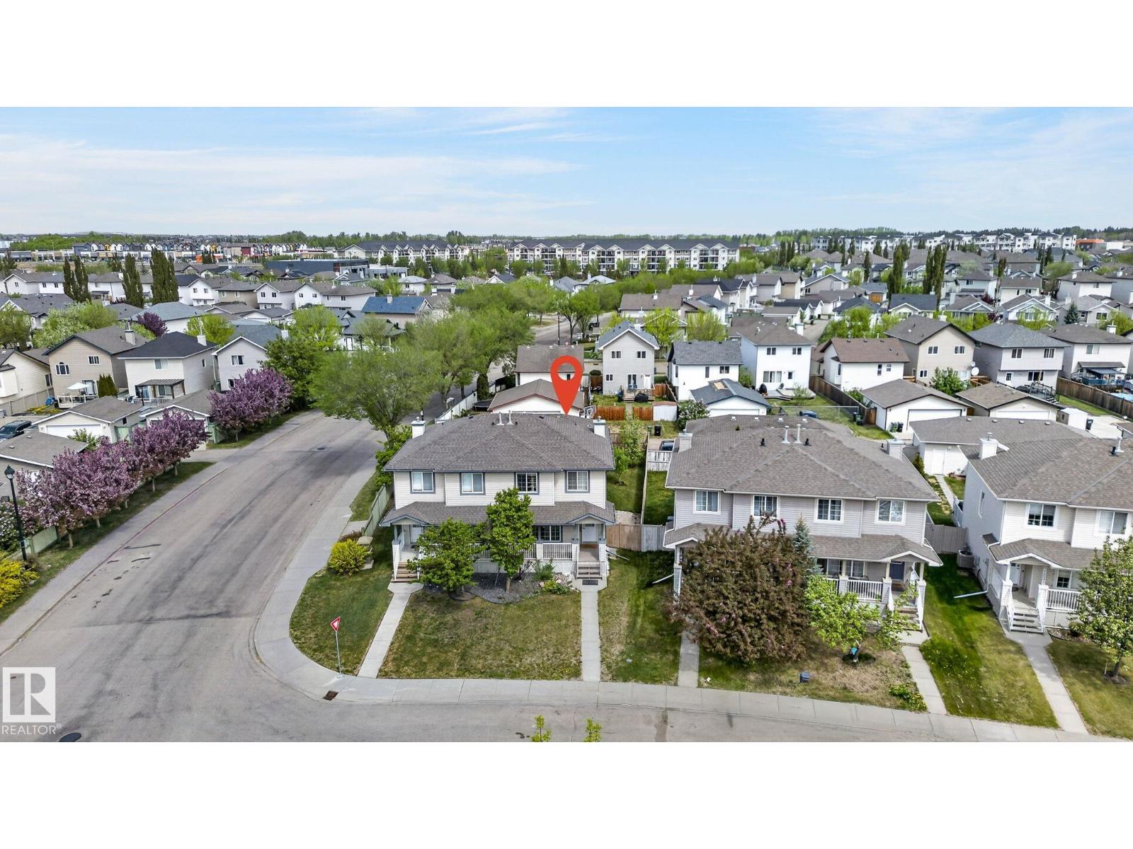 21244 90 AV NW - 32