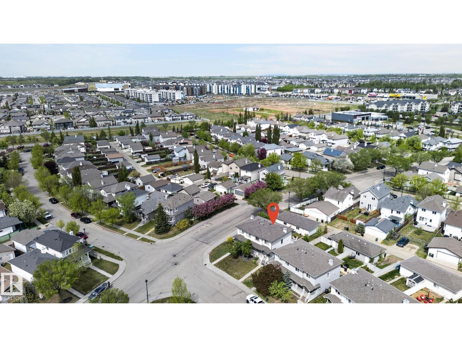 21244 90 AV NW - 33