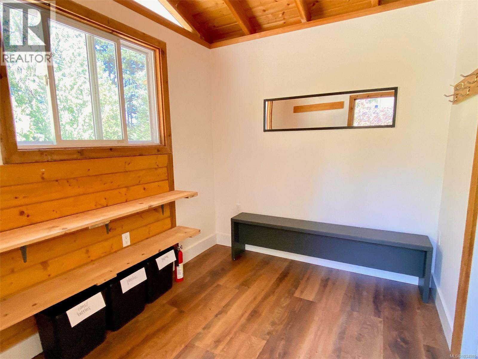 841 Burrill Rd - 44