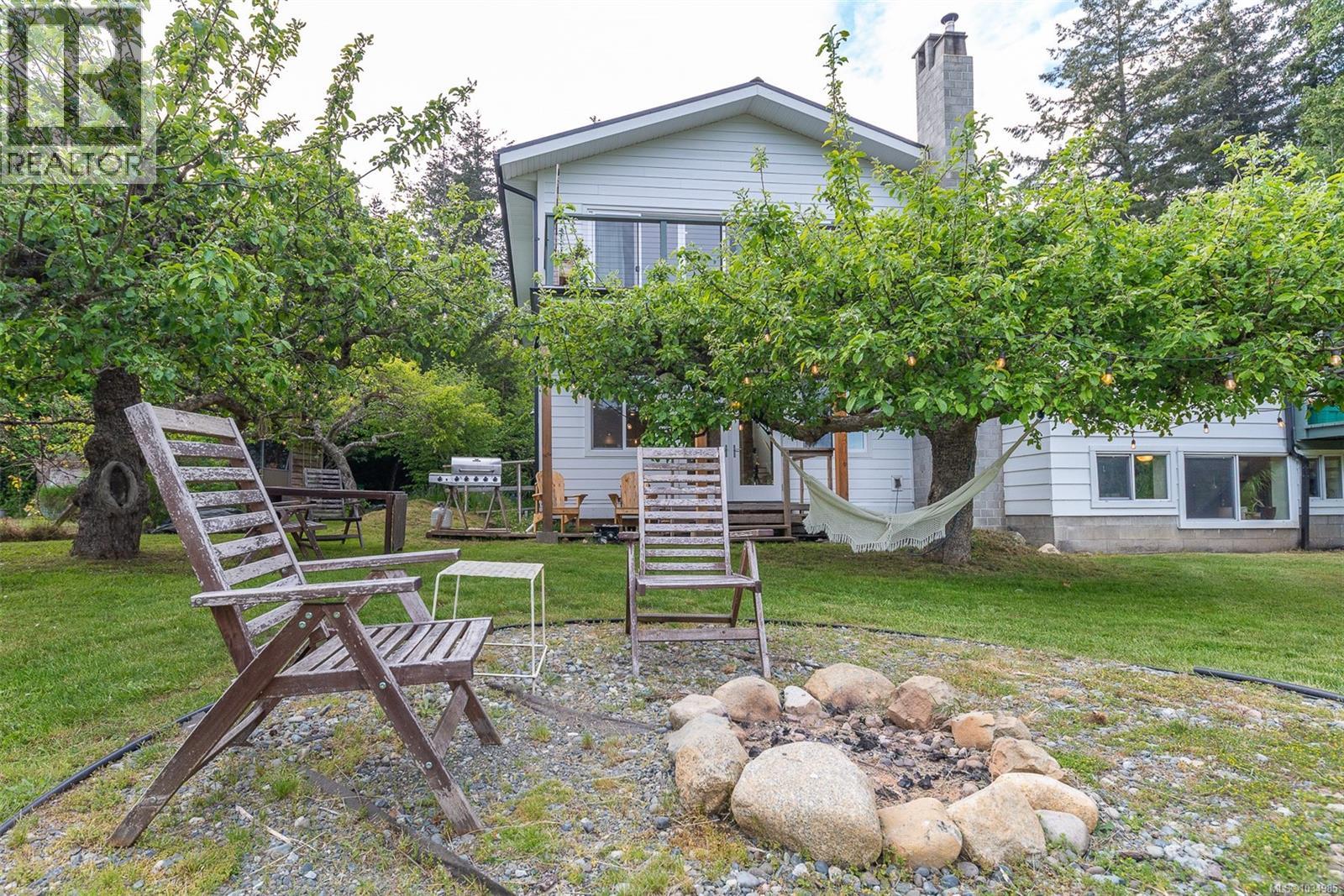 841 Burrill Rd - 53