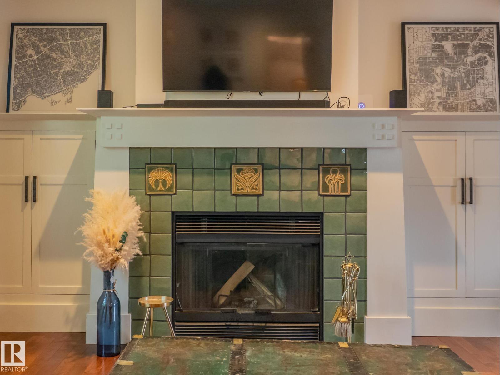 11314 68 ST NW - 4
