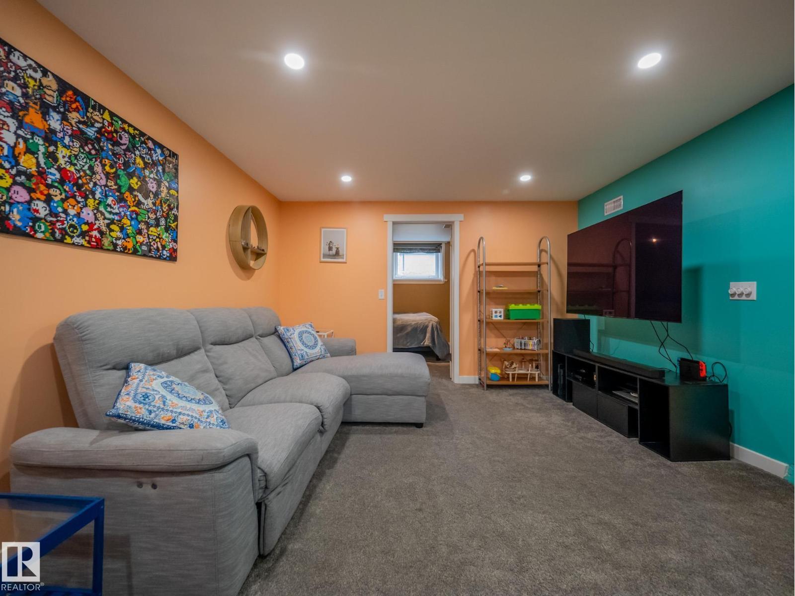 11314 68 ST NW - 30