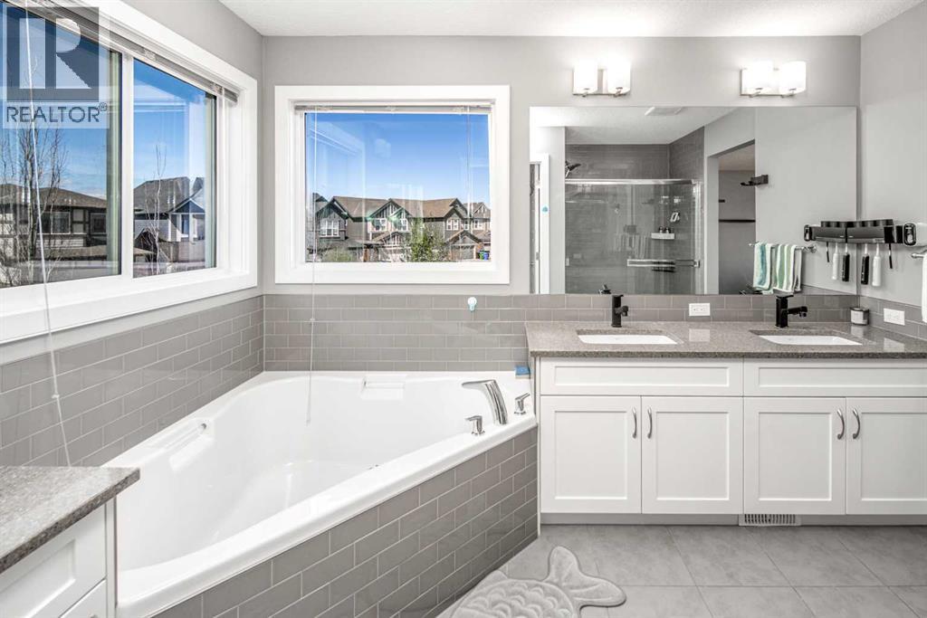 85 Legacy Glen View SE - 24