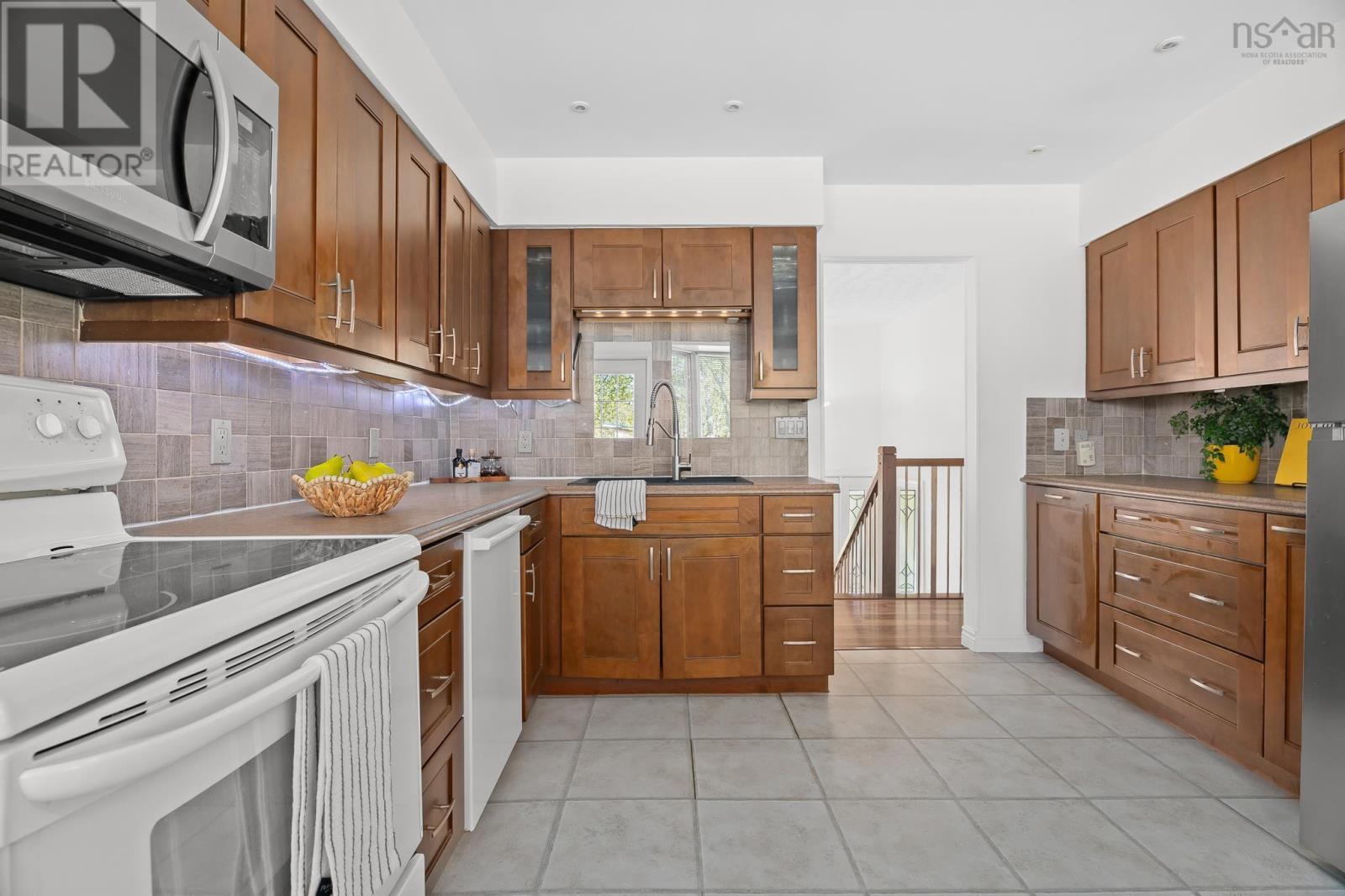 57 Hallmark Crescent - 15