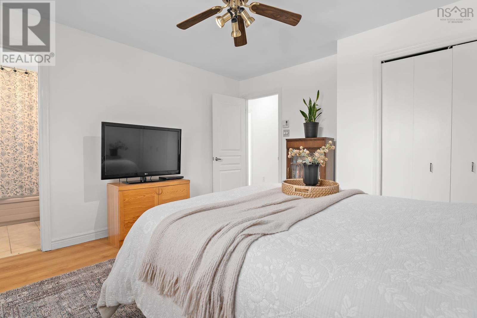 57 Hallmark Crescent - 18