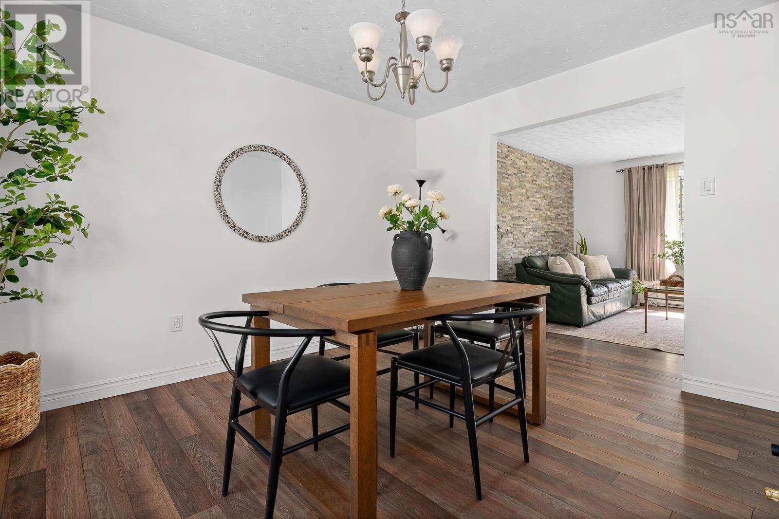 57 Hallmark Crescent - 9