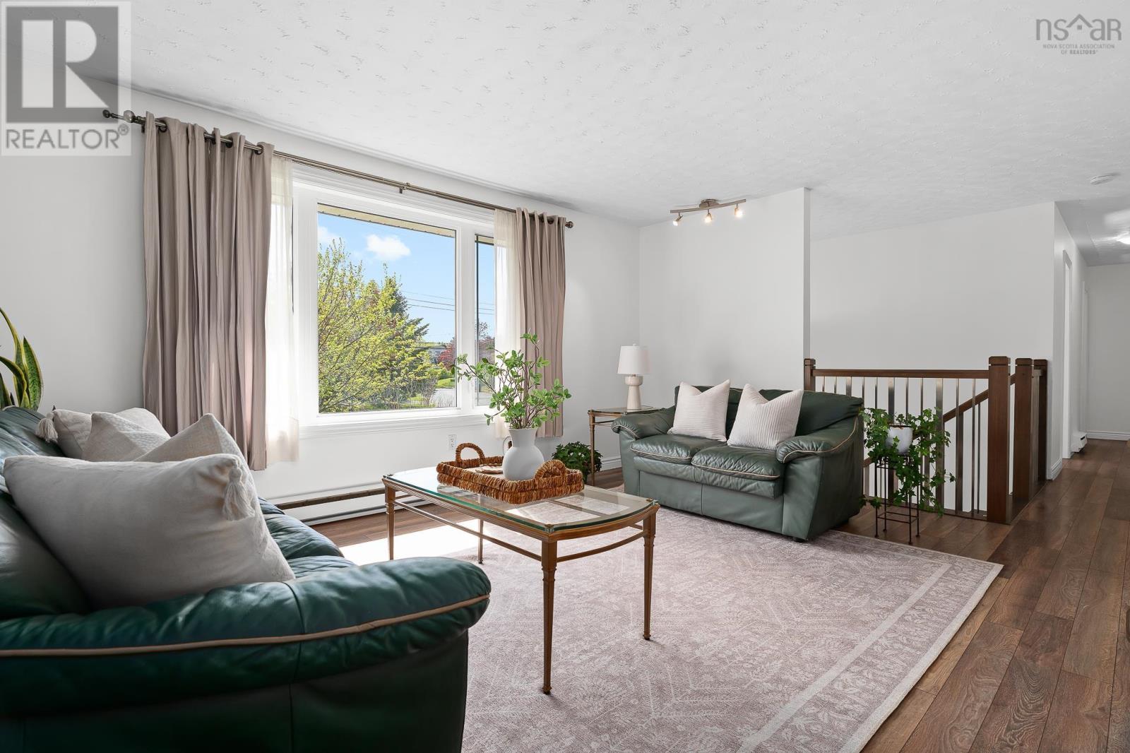 57 Hallmark Crescent - 6