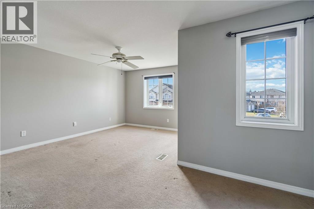 27 RED CLOVER Crescent - 21