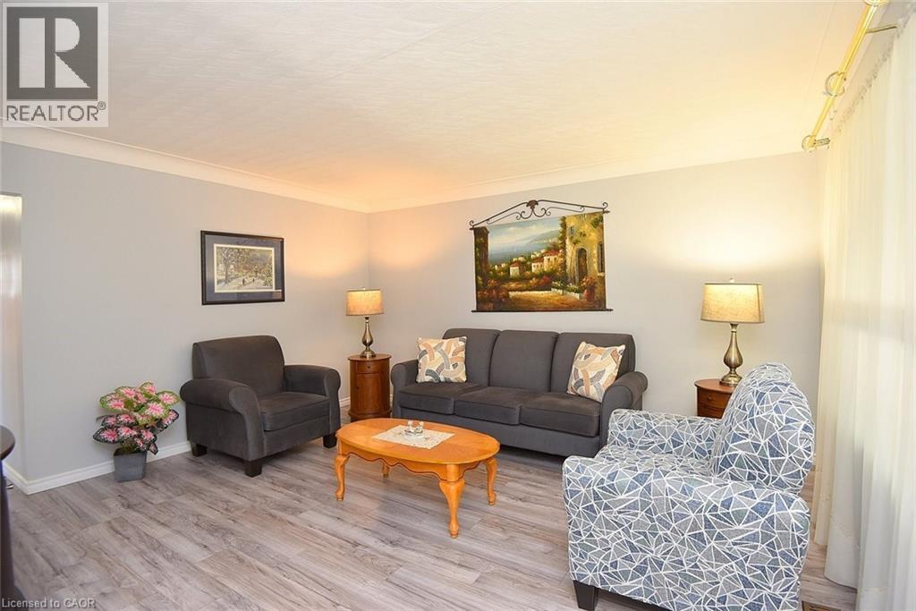 10 ALDERNEY Avenue - 10