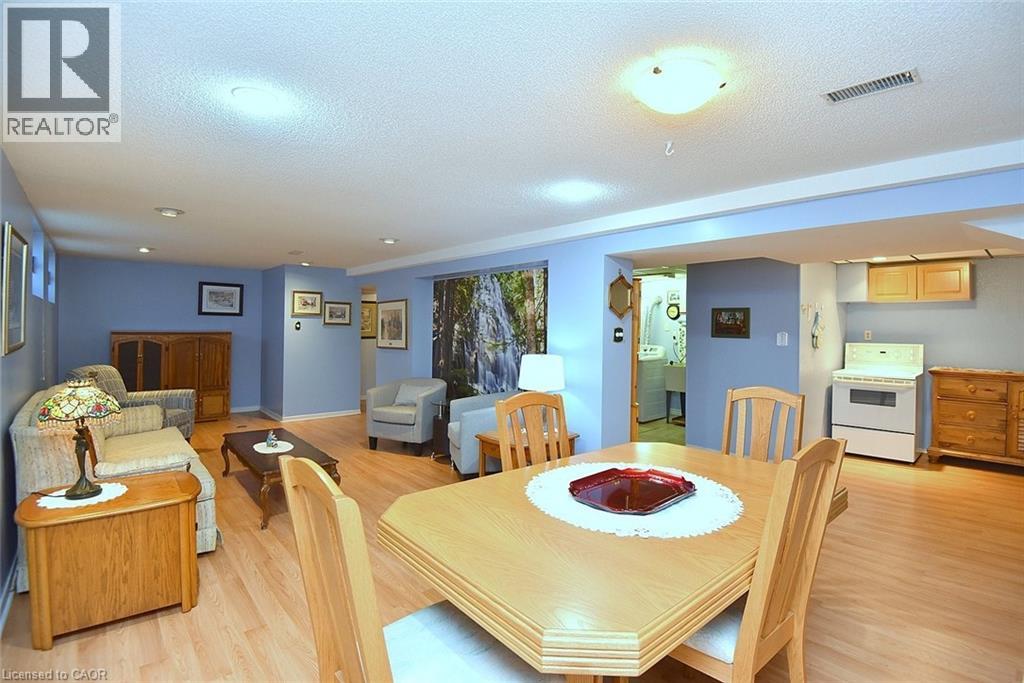10 ALDERNEY Avenue - 28