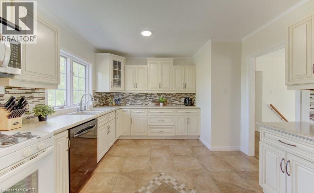 3429 NAFZIGER Road - 23